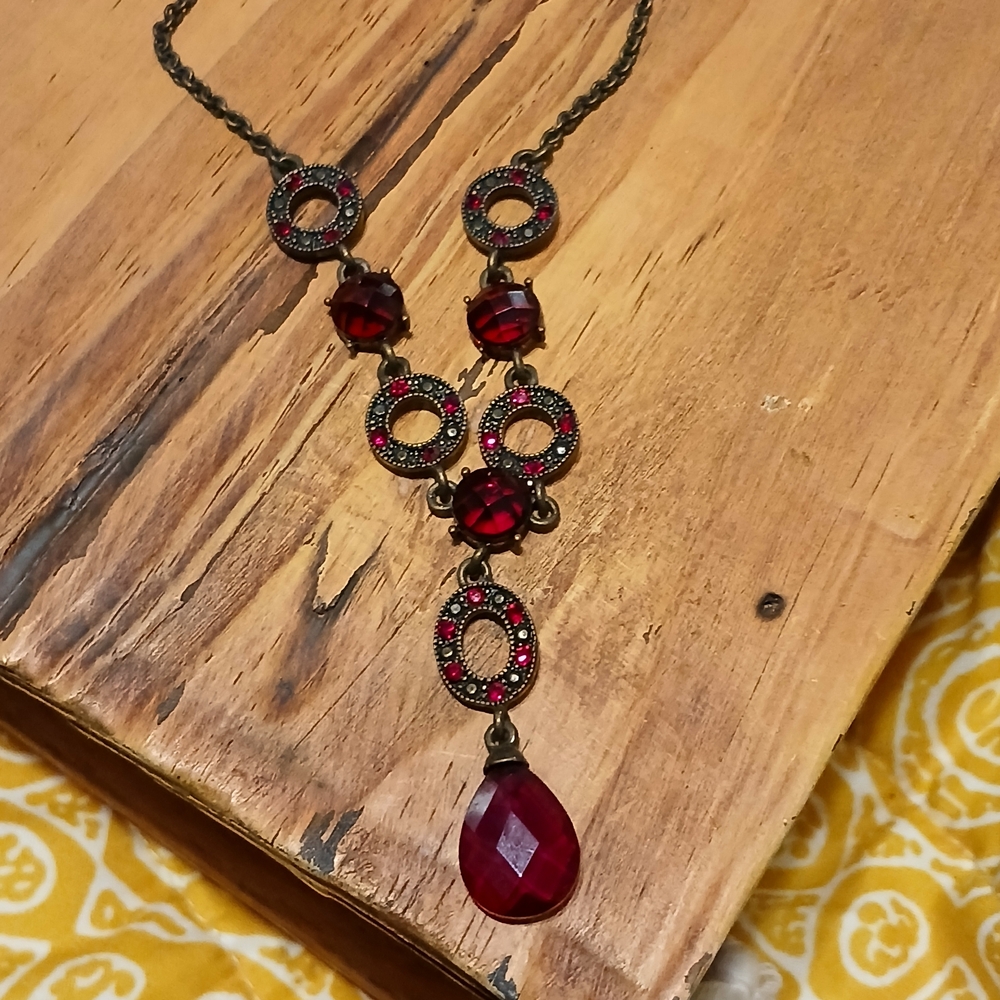 Vintage Red Teardrop Necklace with Antique Finish